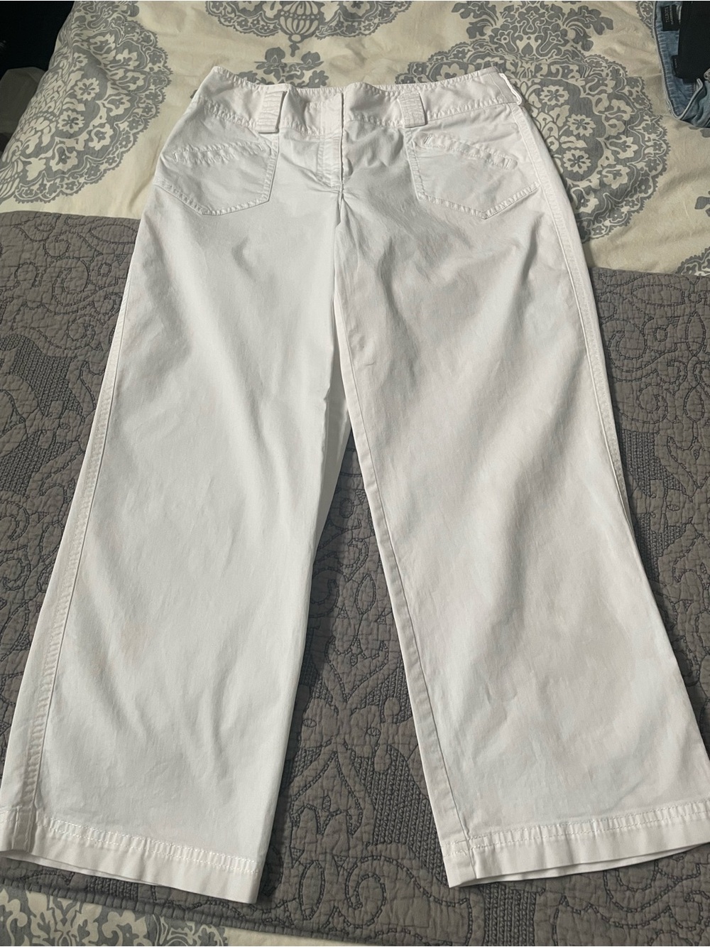 Rafaella White Cropped Pants